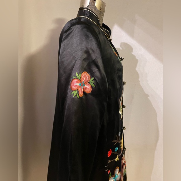 ❌ SOLD ❌ Grace Chuang silk embroidered jacket - Picture 5 of 14